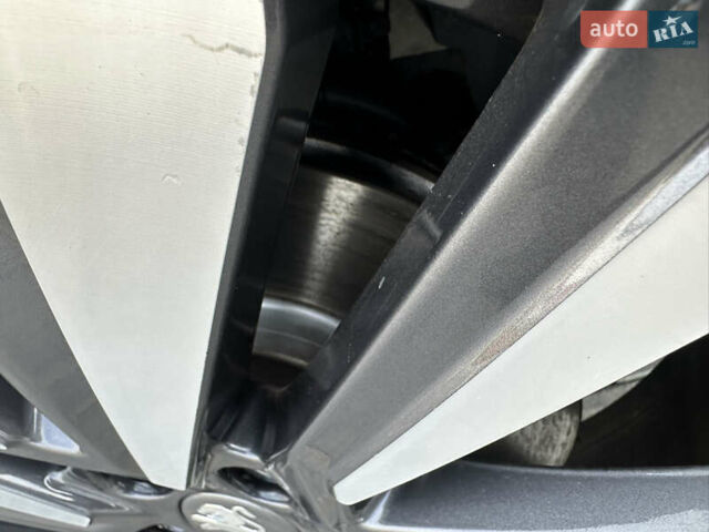 Черный Пежо 3008, объемом двигателя 1.5 л и пробегом 254 тыс. км за 17900 $, фото 78 на Automoto.ua