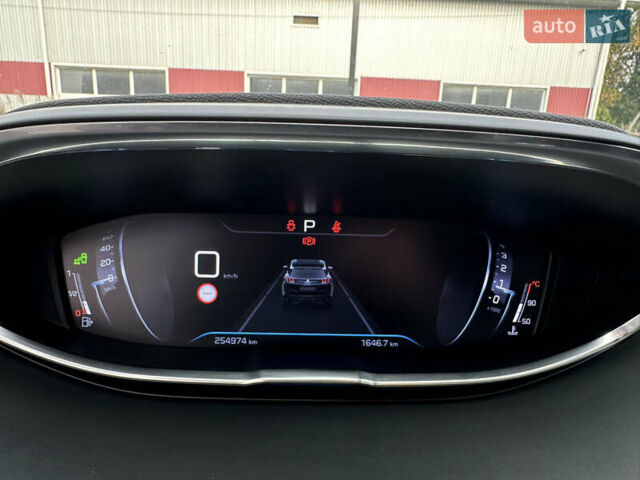 Черный Пежо 3008, объемом двигателя 1.5 л и пробегом 254 тыс. км за 17900 $, фото 62 на Automoto.ua