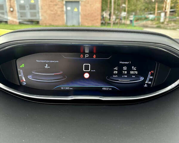 Черный Пежо 3008, объемом двигателя 1.5 л и пробегом 161 тыс. км за 19900 $, фото 4 на Automoto.ua