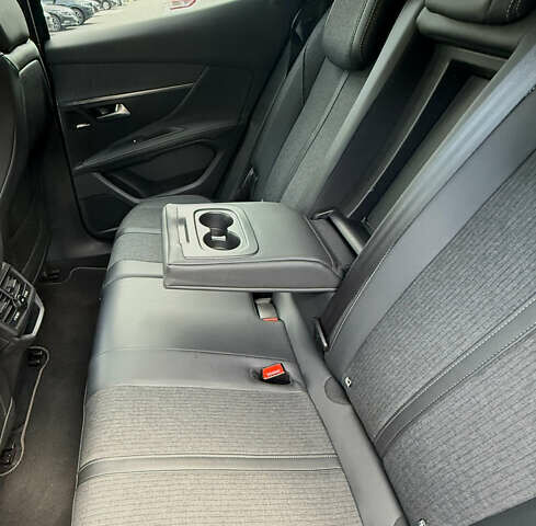 Черный Пежо 3008, объемом двигателя 1.5 л и пробегом 189 тыс. км за 18900 $, фото 32 на Automoto.ua