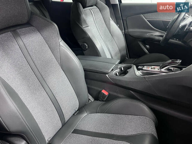 Черный Пежо 3008, объемом двигателя 1.5 л и пробегом 161 тыс. км за 20950 $, фото 15 на Automoto.ua