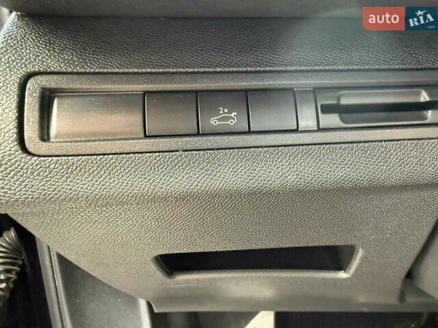 Черный Пежо 3008, объемом двигателя 1.5 л и пробегом 189 тыс. км за 18900 $, фото 35 на Automoto.ua