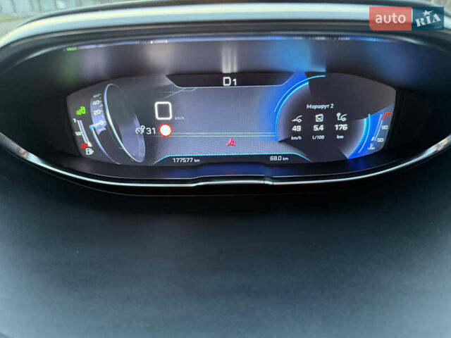 Черный Пежо 3008, объемом двигателя 1.56 л и пробегом 177 тыс. км за 19500 $, фото 67 на Automoto.ua