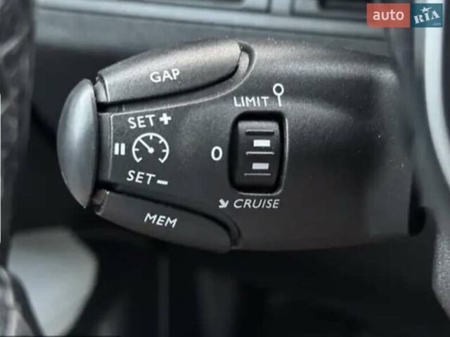 Чорний Пежо 3008, об'ємом двигуна 1.5 л та пробігом 165 тис. км за 20900 $, фото 6 на Automoto.ua