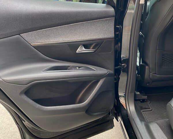 Черный Пежо 3008, объемом двигателя 2 л и пробегом 69 тыс. км за 25000 $, фото 12 на Automoto.ua