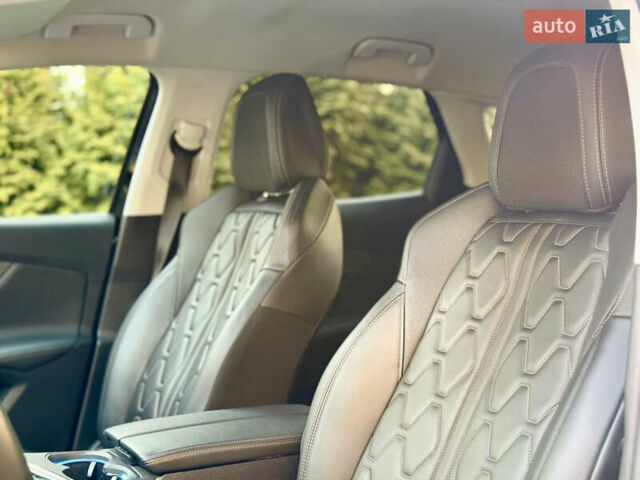 Черный Пежо 3008, объемом двигателя 1.56 л и пробегом 177 тыс. км за 19500 $, фото 24 на Automoto.ua