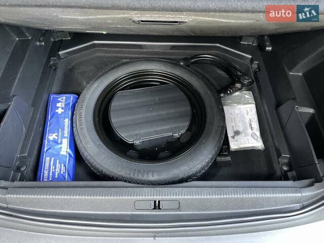 Чорний Пежо 3008, об'ємом двигуна 1.5 л та пробігом 190 тис. км за 20999 $, фото 46 на Automoto.ua