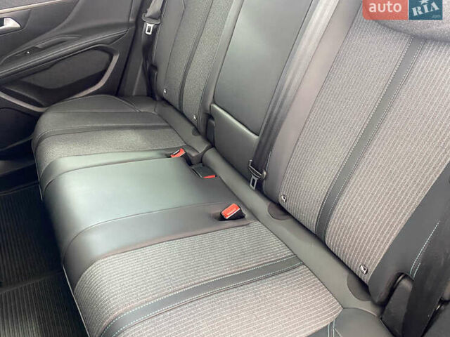 Черный Пежо 3008, объемом двигателя 1.5 л и пробегом 154 тыс. км за 23950 $, фото 10 на Automoto.ua