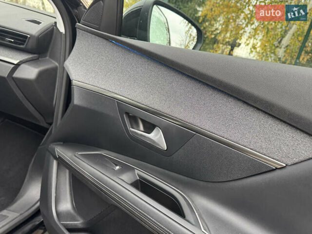 Черный Пежо 3008, объемом двигателя 1.5 л и пробегом 172 тыс. км за 20999 $, фото 35 на Automoto.ua