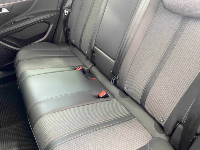 Чорний Пежо 3008, об'ємом двигуна 1.5 л та пробігом 154 тис. км за 23950 $, фото 10 на Automoto.ua