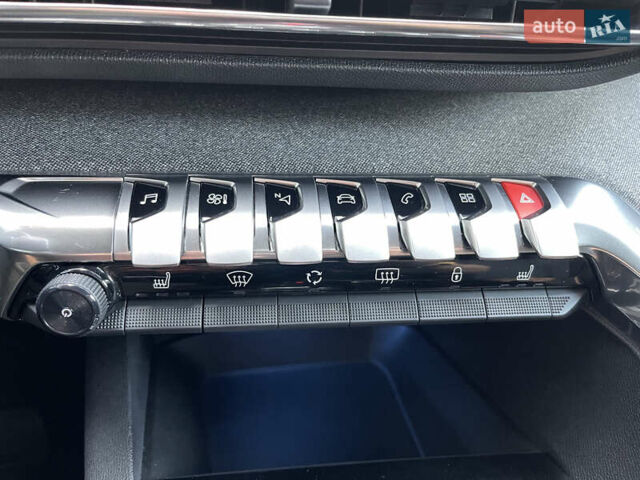 Чорний Пежо 3008, об'ємом двигуна 1.5 л та пробігом 190 тис. км за 20999 $, фото 42 на Automoto.ua