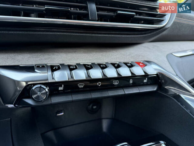 Черный Пежо 3008, объемом двигателя 1.6 л и пробегом 156 тыс. км за 24999 $, фото 65 на Automoto.ua