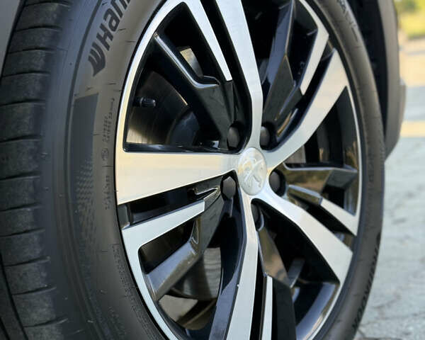 Черный Пежо 3008, объемом двигателя 1.6 л и пробегом 156 тыс. км за 24999 $, фото 11 на Automoto.ua