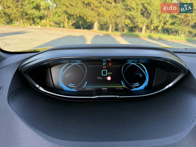 Черный Пежо 3008, объемом двигателя 1.6 л и пробегом 156 тыс. км за 25300 $, фото 83 на Automoto.ua