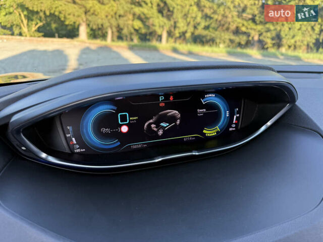 Черный Пежо 3008, объемом двигателя 1.6 л и пробегом 156 тыс. км за 24999 $, фото 97 на Automoto.ua