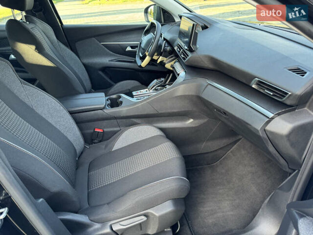 Черный Пежо 3008, объемом двигателя 1.5 л и пробегом 186 тыс. км за 21700 $, фото 19 на Automoto.ua