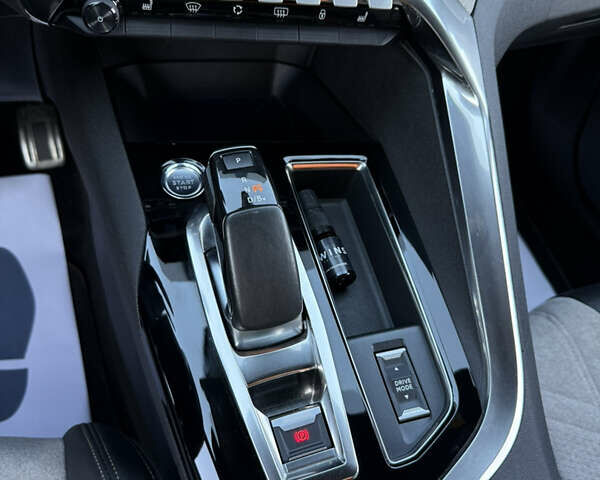 Черный Пежо 3008, объемом двигателя 1.6 л и пробегом 156 тыс. км за 24999 $, фото 63 на Automoto.ua