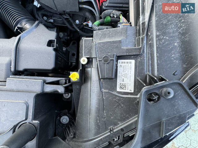 Черный Пежо 3008, объемом двигателя 1.5 л и пробегом 186 тыс. км за 21700 $, фото 32 на Automoto.ua