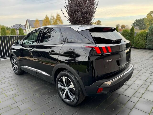 Черный Пежо 3008, объемом двигателя 1.5 л и пробегом 10 тыс. км за 11000 $, фото 4 на Automoto.ua