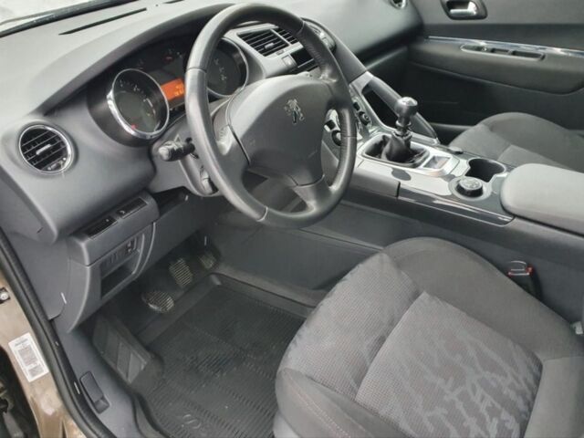 Коричневый Пежо 3008, объемом двигателя 1.6 л и пробегом 115 тыс. км за 7100 $, фото 5 на Automoto.ua