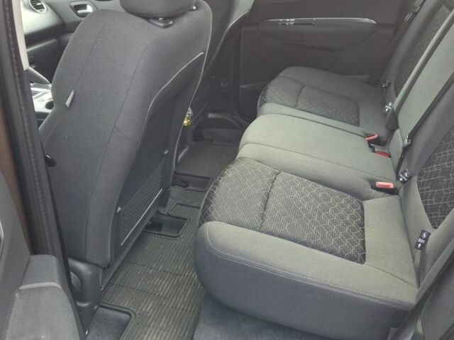 Коричневый Пежо 3008, объемом двигателя 1.6 л и пробегом 139 тыс. км за 10200 $, фото 5 на Automoto.ua