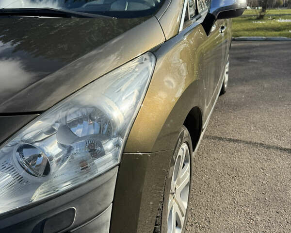 Коричневый Пежо 3008, объемом двигателя 1.6 л и пробегом 192 тыс. км за 6499 $, фото 9 на Automoto.ua