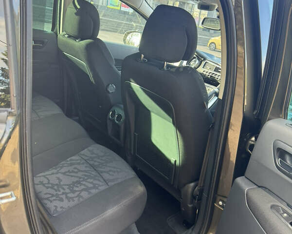 Коричневый Пежо 3008, объемом двигателя 1.6 л и пробегом 192 тыс. км за 6499 $, фото 30 на Automoto.ua