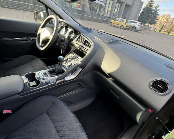 Коричневый Пежо 3008, объемом двигателя 1.6 л и пробегом 192 тыс. км за 6499 $, фото 39 на Automoto.ua