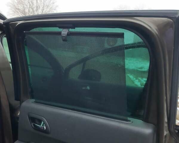 Коричневый Пежо 3008, объемом двигателя 1.6 л и пробегом 294 тыс. км за 8100 $, фото 12 на Automoto.ua