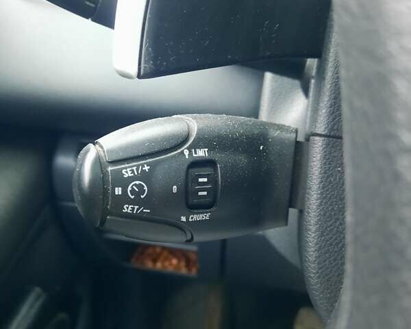 Коричневый Пежо 3008, объемом двигателя 1.6 л и пробегом 294 тыс. км за 8100 $, фото 14 на Automoto.ua