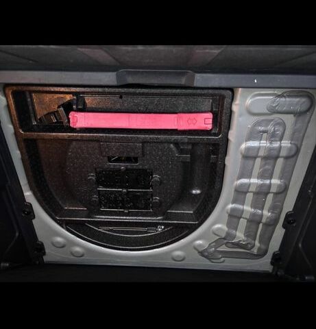 Коричневый Пежо 3008, объемом двигателя 1.6 л и пробегом 213 тыс. км за 8500 $, фото 22 на Automoto.ua