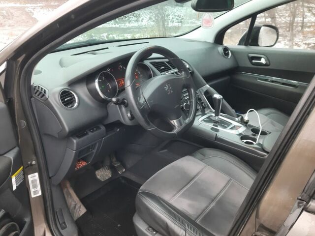 Коричневый Пежо 3008, объемом двигателя 1.6 л и пробегом 294 тыс. км за 8100 $, фото 5 на Automoto.ua