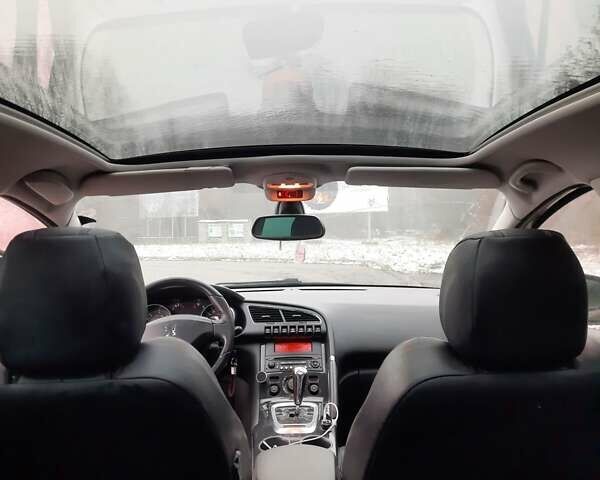 Коричневый Пежо 3008, объемом двигателя 1.6 л и пробегом 294 тыс. км за 8100 $, фото 7 на Automoto.ua