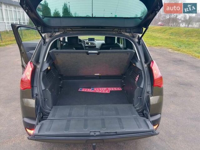 Коричневый Пежо 3008, объемом двигателя 2 л и пробегом 260 тыс. км за 10700 $, фото 26 на Automoto.ua