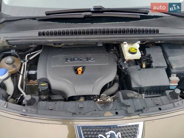 Коричневый Пежо 3008, объемом двигателя 2 л и пробегом 260 тыс. км за 10700 $, фото 25 на Automoto.ua