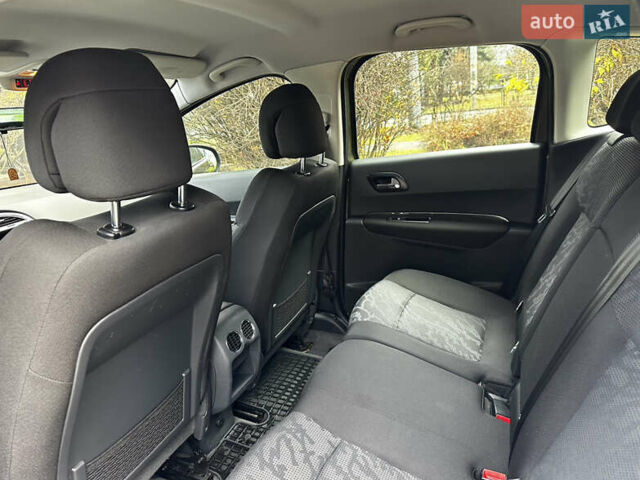 Коричневый Пежо 3008, объемом двигателя 1.6 л и пробегом 250 тыс. км за 8199 $, фото 35 на Automoto.ua