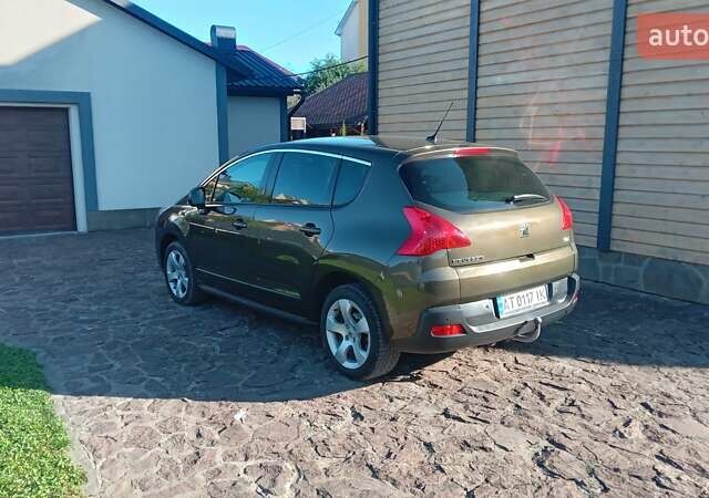 Коричневый Пежо 3008, объемом двигателя 1.6 л и пробегом 230 тыс. км за 8700 $, фото 3 на Automoto.ua