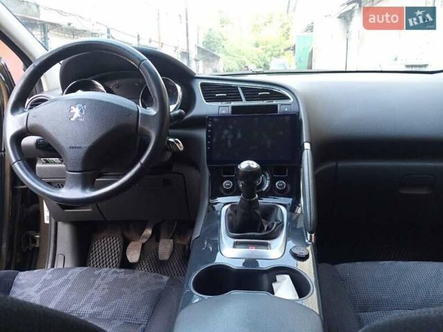 Коричневий Пежо 3008, об'ємом двигуна 1.6 л та пробігом 185 тис. км за 9200 $, фото 6 на Automoto.ua