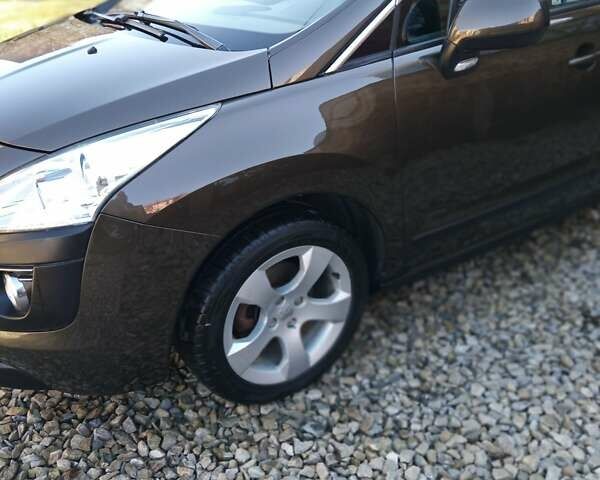 Коричневый Пежо 3008, объемом двигателя 1.56 л и пробегом 233 тыс. км за 8650 $, фото 5 на Automoto.ua