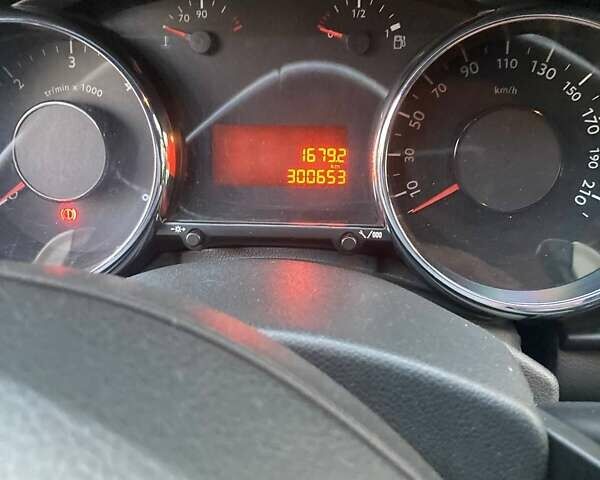 Коричневий Пежо 3008, об'ємом двигуна 1.56 л та пробігом 175 тис. км за 7200 $, фото 3 на Automoto.ua