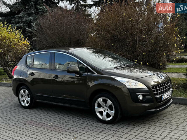 Коричневый Пежо 3008, объемом двигателя 1.6 л и пробегом 250 тыс. км за 8199 $, фото 16 на Automoto.ua