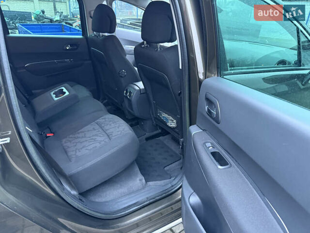 Коричневый Пежо 3008, объемом двигателя 1.6 л и пробегом 169 тыс. км за 11300 $, фото 18 на Automoto.ua