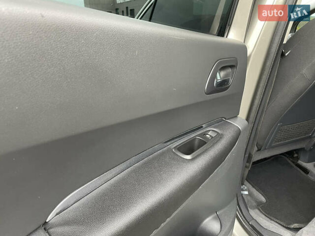 Коричневый Пежо 3008, объемом двигателя 1.6 л и пробегом 262 тыс. км за 8500 $, фото 22 на Automoto.ua