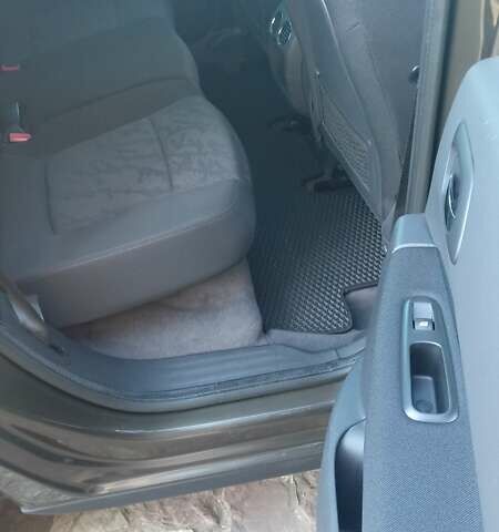 Коричневый Пежо 3008, объемом двигателя 1.6 л и пробегом 230 тыс. км за 8700 $, фото 6 на Automoto.ua