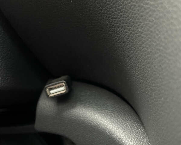 Коричневый Пежо 3008, объемом двигателя 1.6 л и пробегом 205 тыс. км за 11500 $, фото 67 на Automoto.ua