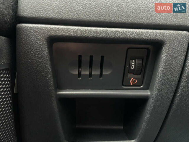 Коричневый Пежо 3008, объемом двигателя 1.6 л и пробегом 205 тыс. км за 11500 $, фото 32 на Automoto.ua