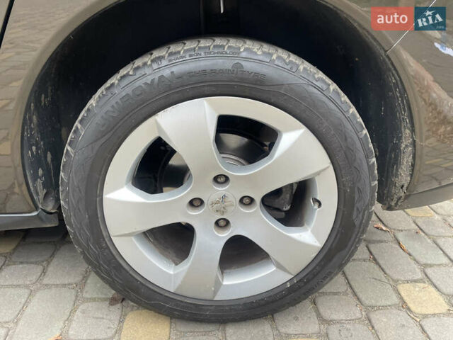 Коричневый Пежо 3008, объемом двигателя 1.6 л и пробегом 205 тыс. км за 11500 $, фото 61 на Automoto.ua