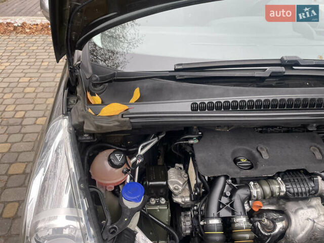 Коричневый Пежо 3008, объемом двигателя 1.6 л и пробегом 205 тыс. км за 11500 $, фото 52 на Automoto.ua