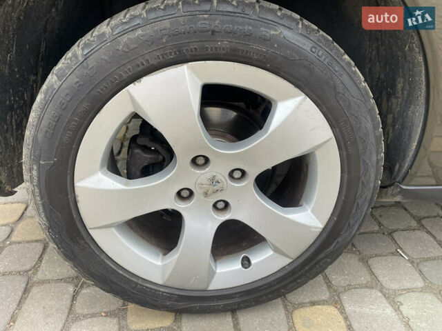 Коричневый Пежо 3008, объемом двигателя 1.6 л и пробегом 205 тыс. км за 11500 $, фото 64 на Automoto.ua