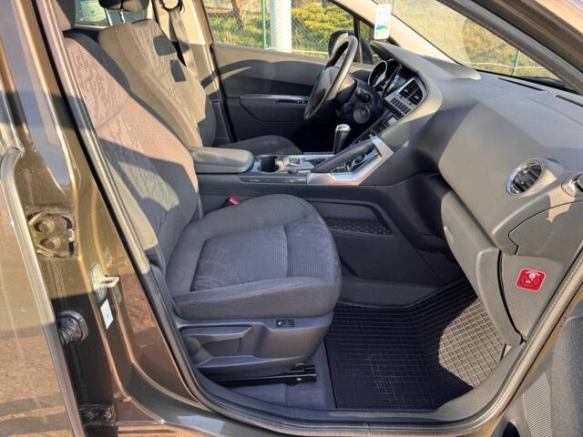 Коричневый Пежо 3008, объемом двигателя 0 л и пробегом 171 тыс. км за 8999 $, фото 6 на Automoto.ua